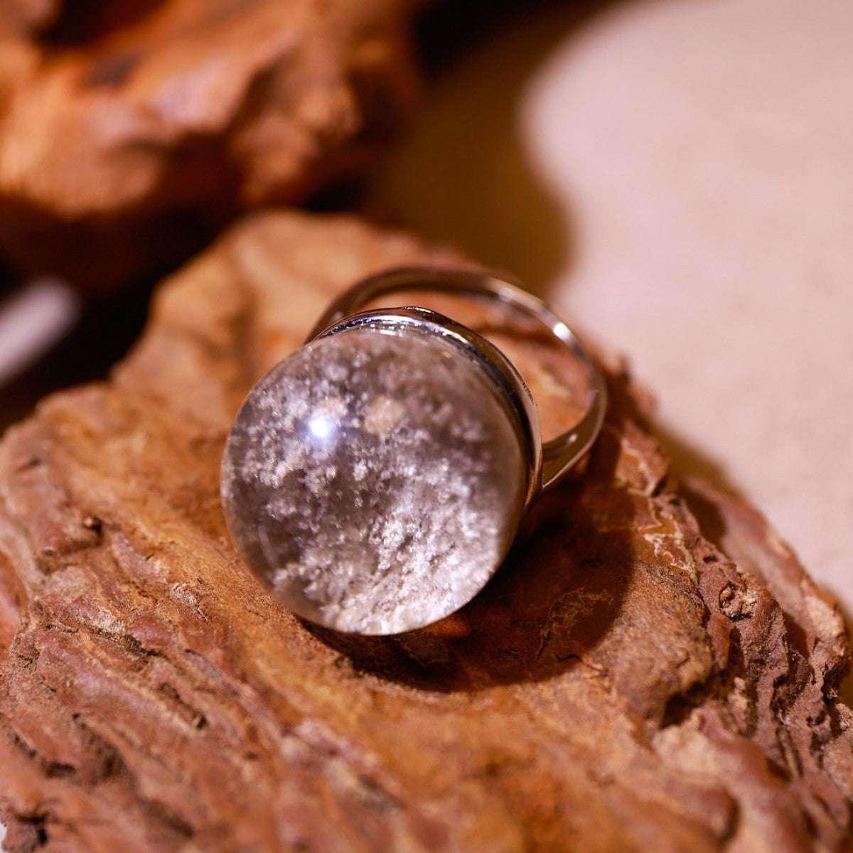 Serene Halo | Phantom Quartz Ring for Intuition - Elementalé